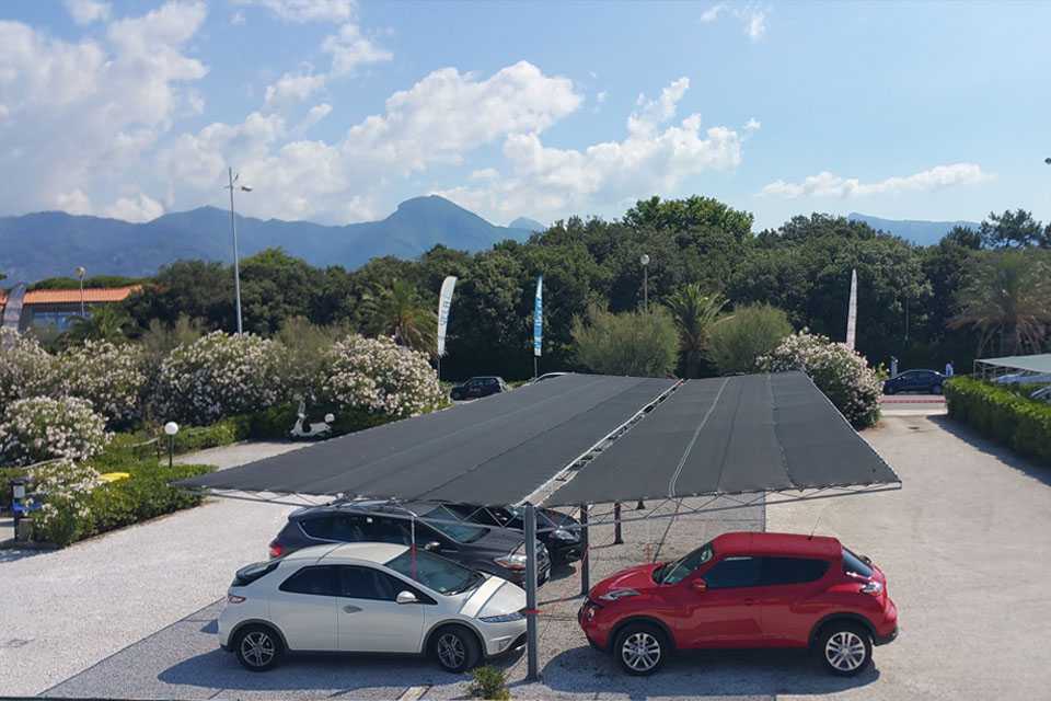 Parcheggio riservato per clienti dello stabilimento