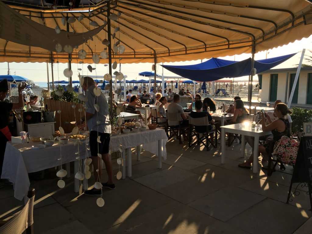 cene-aperitivi-spiaggia-versilia-camaiore-13