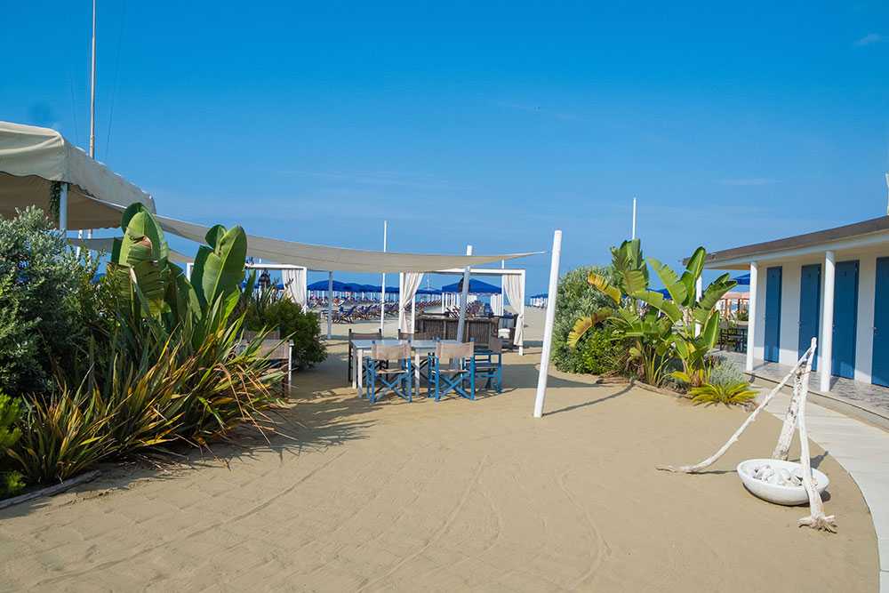 ombrella tent versilia booking