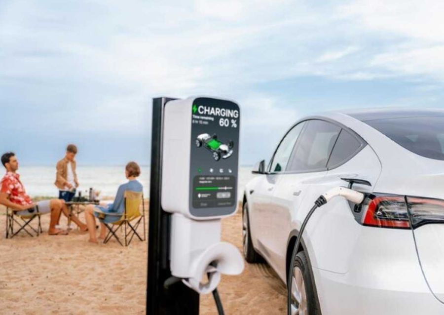 ricarica auto elettrica spiaggia camaiore